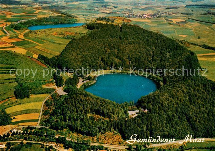 Daun Eifel Gemuendener Maar Fliegeraufnahme