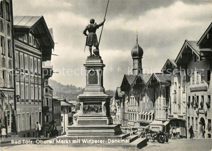 Bad Toelz Oberer Markt mit Winzerer Denkmal