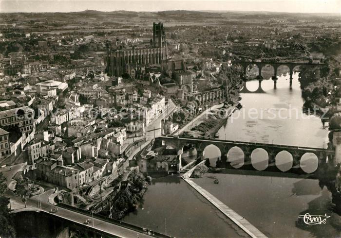Albi Tarn Vue aeriénne sur la Ville et le Tarn