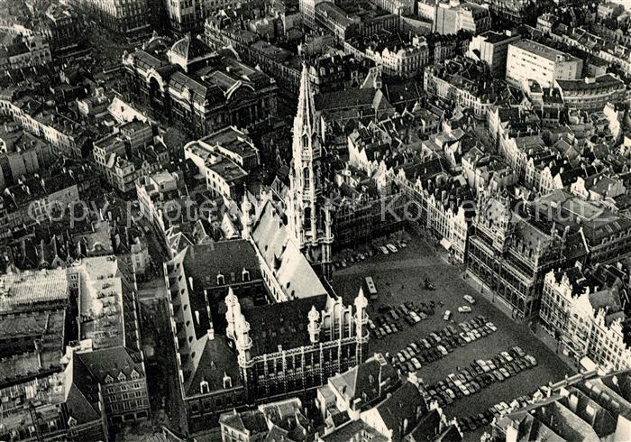 Bruxelles Bruessel Grande Place Rathausplatz Fliegeraufnahme