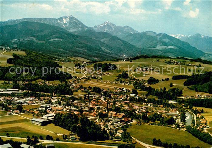 Siegsdorf Oberbayern Fliegeraufnahme mit Hochfelln und Hochgern