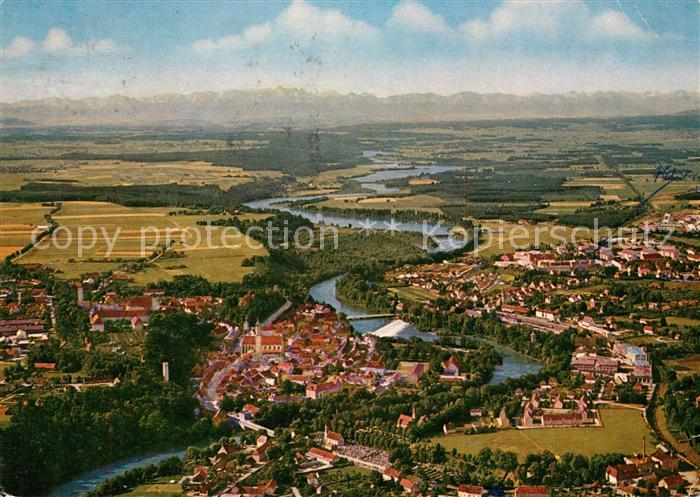 Landsberg Lech Fliegeraufnahme mit Karwendel Zugspitze und Tiroler Alpen