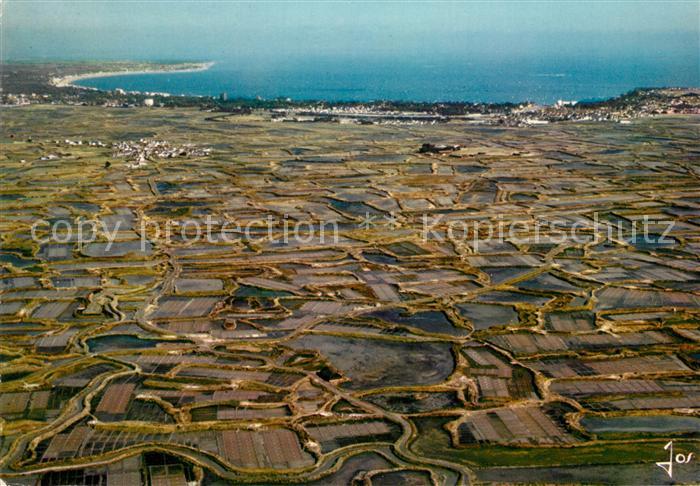 Guerande Les marais salants et la baie de La Baule Vue aerienne