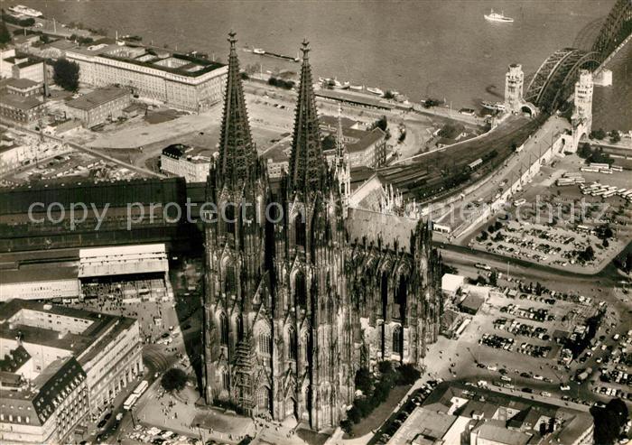 Koeln Rhein Fliegeraufnahme Dom