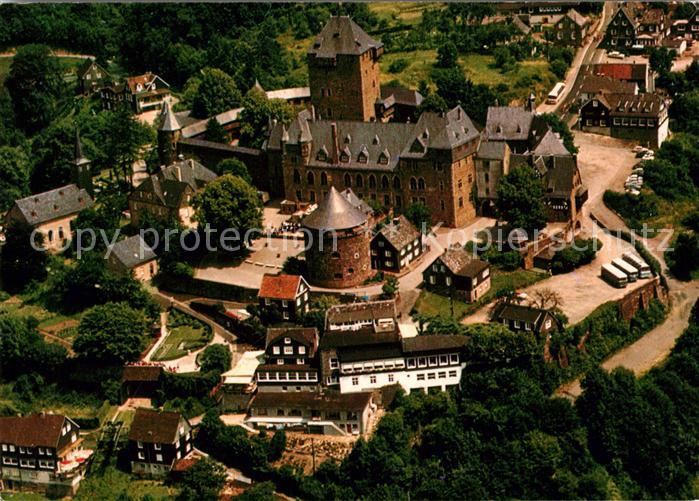 Burg Wupper Schloss Warhzeichen des Bergischen Landes Fliegeraufnahme