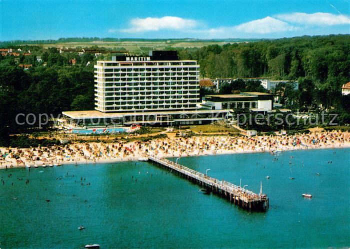 Timmendorfer Strand Ostseeheilbad Seebruecke Hotel Maritim Fliegeraufnahme