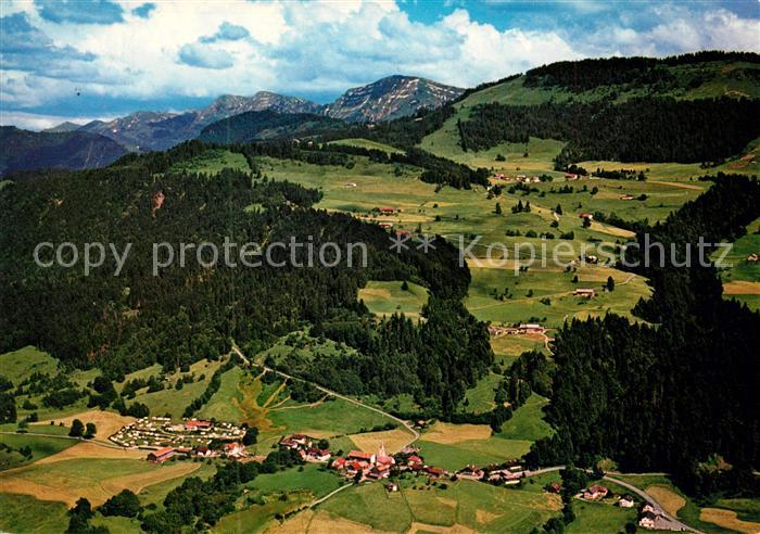 Aach Oberstaufen mit Hochgrat Allgaeuer Alpen Fliegeraufnahme