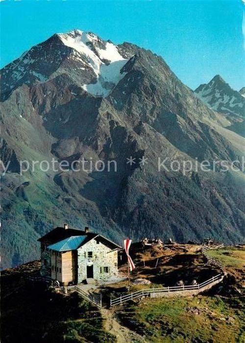 Starkenburgerhuette Fliegeraufnahme gegen Habicht