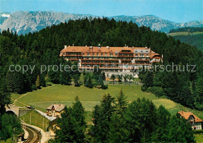 Semmering Niederoesterreich Kurhaus gegen Raxalpe