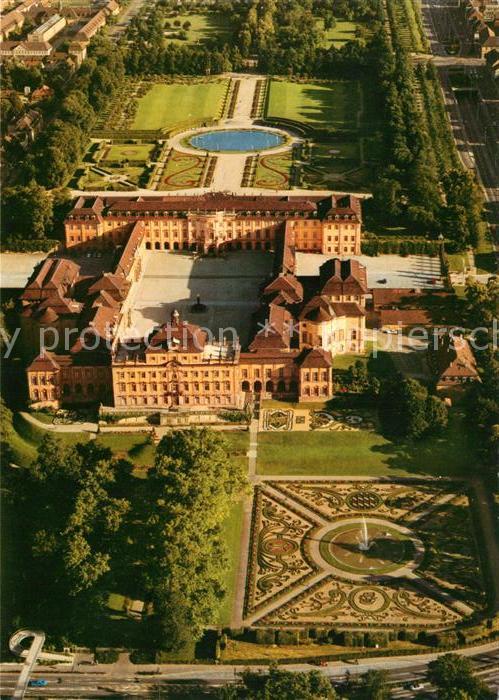 Ludwigsburg Wuerttemberg Fliegeraufnahme Residenzschloss Barock Garten