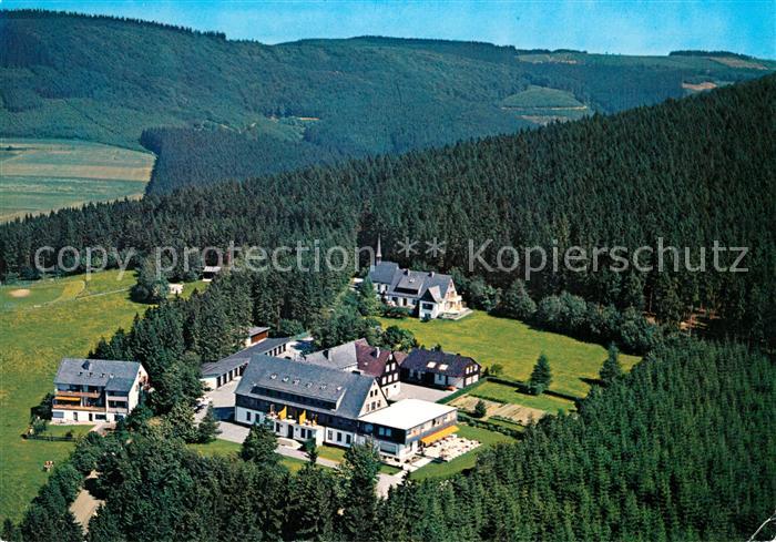 Oberkirchen Sauerland Fliegeraufnahme Berghotel Hoher Knochen