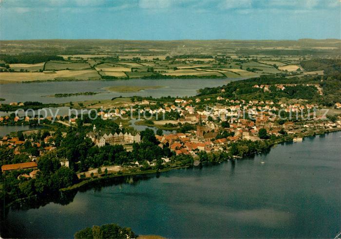 Ploen See Fliegeraufnahme Seepartie