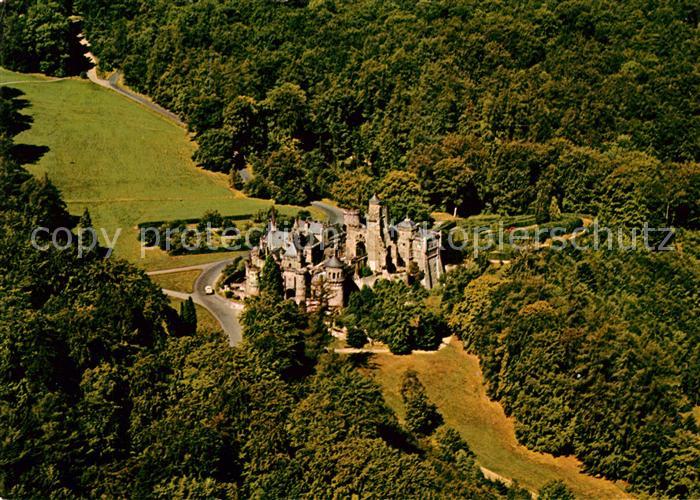 Wilhelmshoehe Kassel Fliegeraufnahme Loewenburg im Bergpark