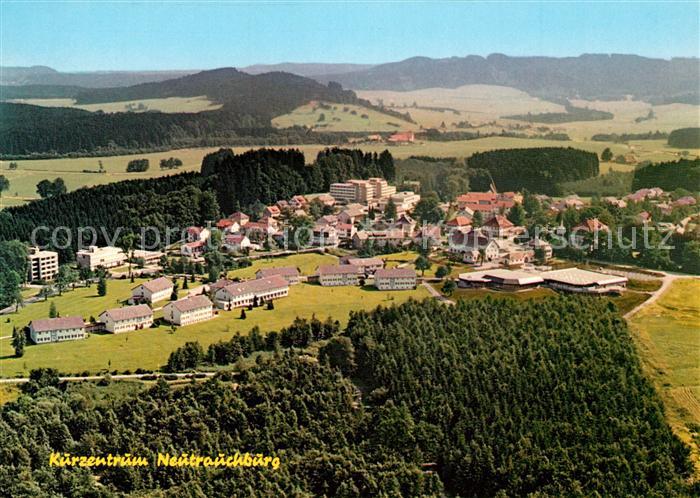 Neutrauchburg Kurzentrum mit Hallenschwimmbad Fliegeraufnahme