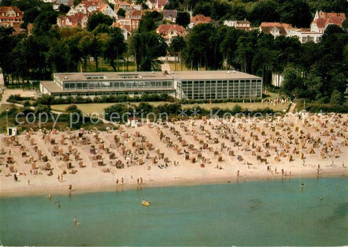 Timmendorfer Strand Ostseeheilbad Strandpartie an der Schwimmhalle Fliegeraufnah