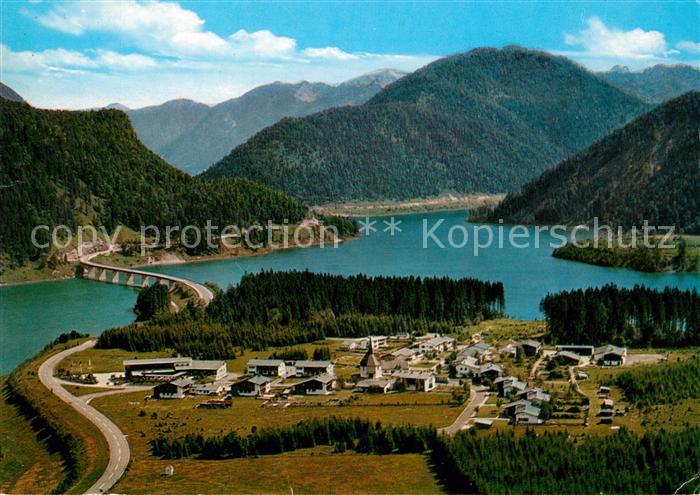 Fall Bad Toelz Sylvensteinstausee Bayerische Alpen Fliegeraufnahme