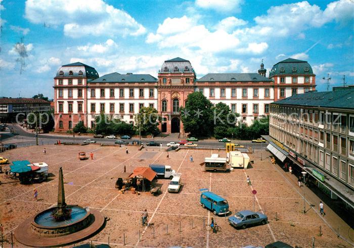 Darmstadt Schloss und Marktplatz Tor zu Odenwald und Bergstrasse