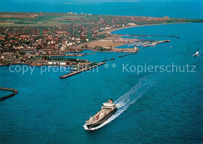 Cuxhaven Doese Nordseebad mit Duhnen und Sahlenburg Hafen Dampfer Fliegeraufnahm