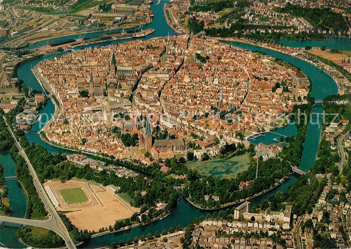 Luebeck Fliegeraufnahme Altstadt