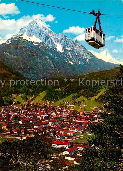 Mittenwald Karwendel Tirol mit Wetterstein und Karwendelbahn