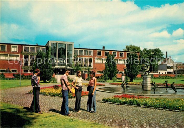 Aarhus Volksbuecherei Brunnen