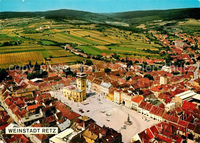 Retz Fliegeraufnahme Befestigungsanlagen Torturm Stadtmauer