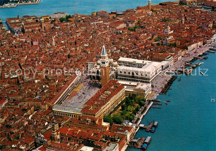 Venezia Venedig Fliegeraufnahme Piazza S. Marco Palazzo Ducale