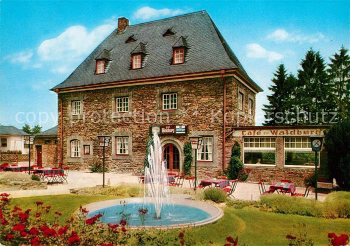 Rengsdorf Cafe Restaurant Zur Waldburg Gartenterrasse Springbrunnen