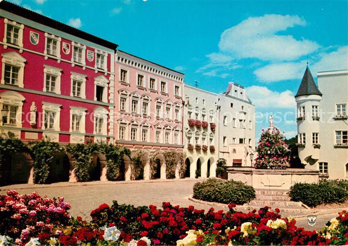 Kraiburg Inn Haeuserpartie Innenstadt Brunnen