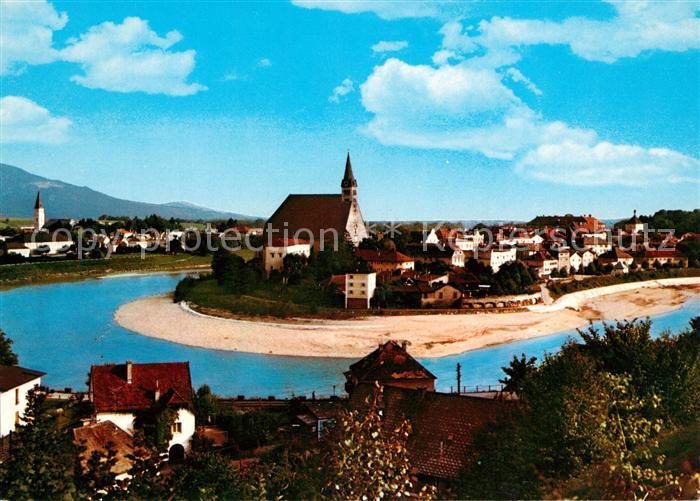 Laufen Salzach Salzachbogen Blick auf Halbinsel mit Kirche