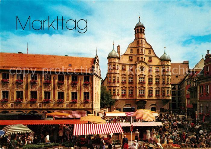 Memmingen Bayern Markttag vor dem Rathaus und Steuerhaus