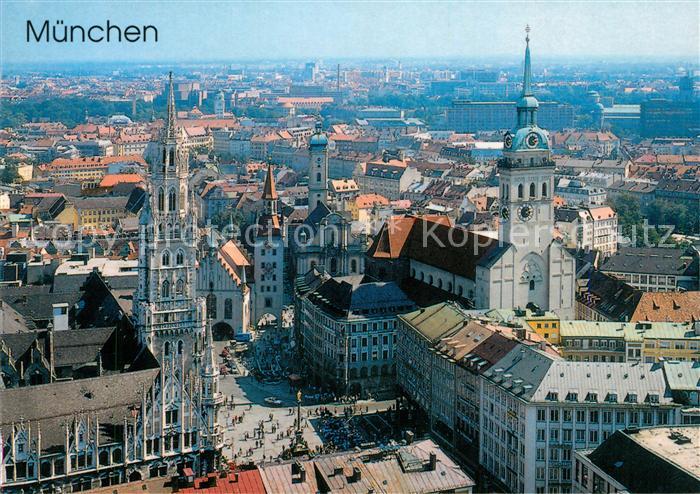Muenchen Blick vom Turm der Frauenkirche Rathaus Peterskirche