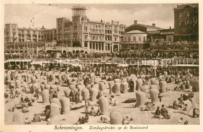 Scheveningen Zondagsdrukte Boulevard