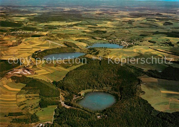 Daun Eifel Fliegeraufnahme Dauner Maare