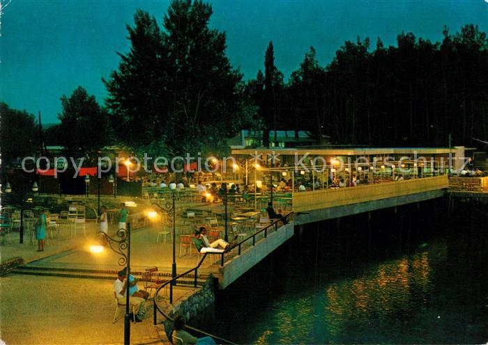 Porec Terrasse Plava laguna Nachtaufnahme