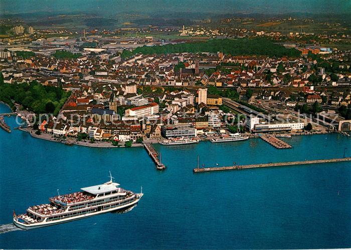 Friedrichshafen Bodensee Fliegeraufnahme mit Bodenseefaehre