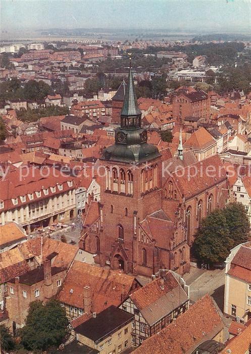 Guestrow Mecklenburg Vorpommern Stadt und Pfarrkirche St Marien Fliegeraufnahme
