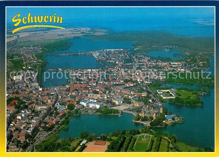 Schwerin Mecklenburg Fliegeraufnahme mit Schloss