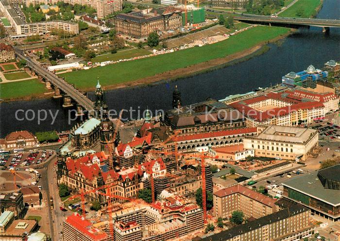Dresden Augustusbruecke Hofkirche Schloss Verkehrsmuseum Hotel Dresden Hilton Fl