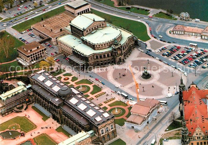 Dresden Semperoper Fliegeraufnahme
