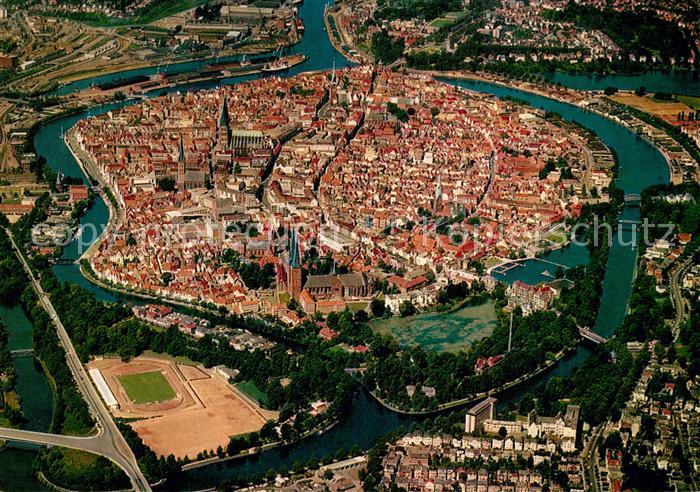 Luebeck Altstadt Hansestadt Fliegeraufnahme