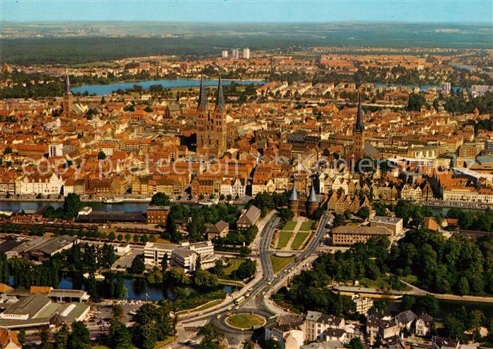 Luebeck Altstadt Hansestadt Fliegeraufnahme