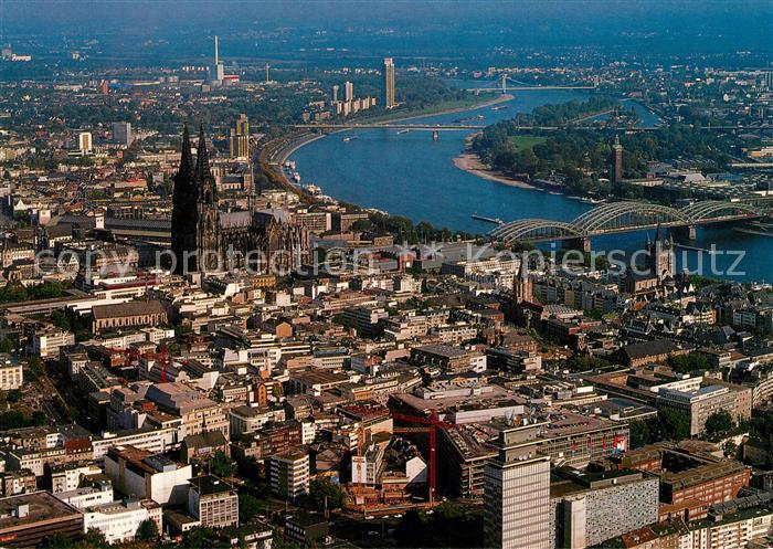 Koeln Rhein Altstadt Dom Hohenzollernbruecke Fliegeraufnahme