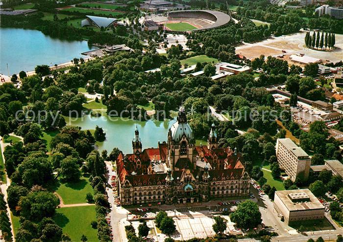 Hannover Neues Rathaus mit Sportzentrum Fliegeraufnahme