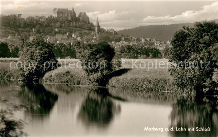 Marburg Lahn Uferpartie am Fluss Blick zum Schloss