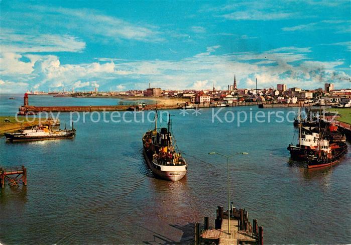 Bremerhaven Hafen Frachter Kutter Fliegeraufnahme