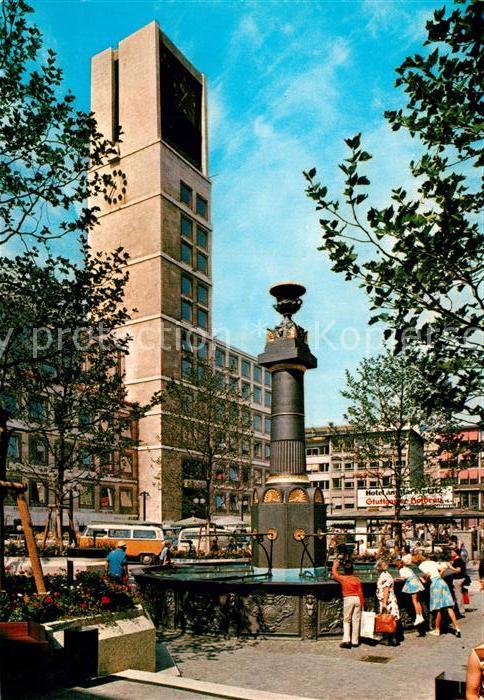 Stuttgart Thouretbrunnen Rathaus