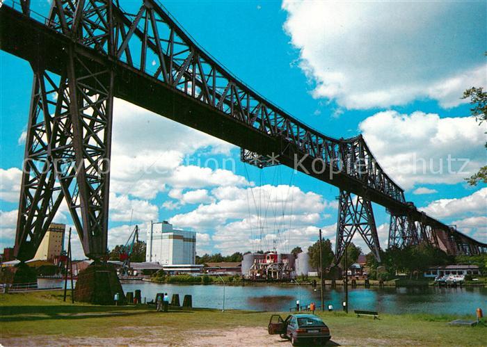 Rendsburg Hochbruecke ueber dem Nord Ostsee Kanal