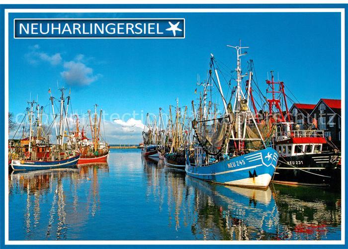 Neuharlingersiel Hafen Krabbenfischer