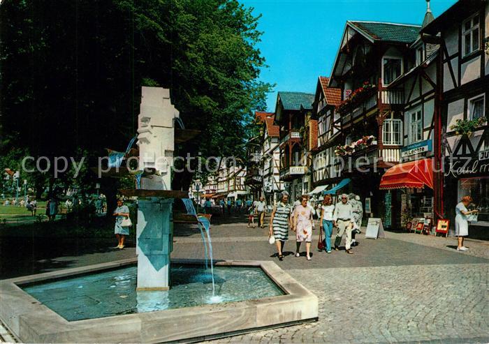 Bad Sooden-Allendorf Weinreihe Brunnen Fussgaengerzone Fachwerkhaeuser